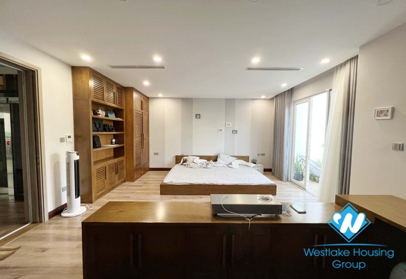New villa with elevator 5 bedrooms fully furnished